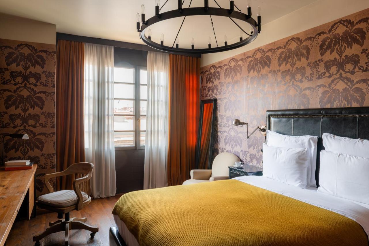 Rooms Hotel Tbilisi Exteriér fotografie A room at the Hotel