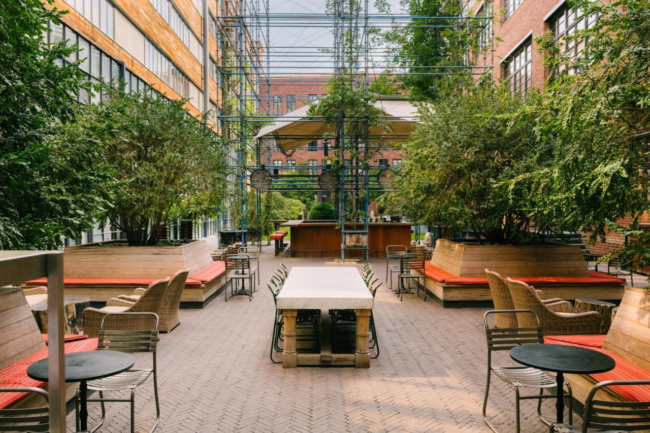 Rooms Hotel Tbilisi Exteriér fotografie The courtyard at the University of Copenhagen's main library