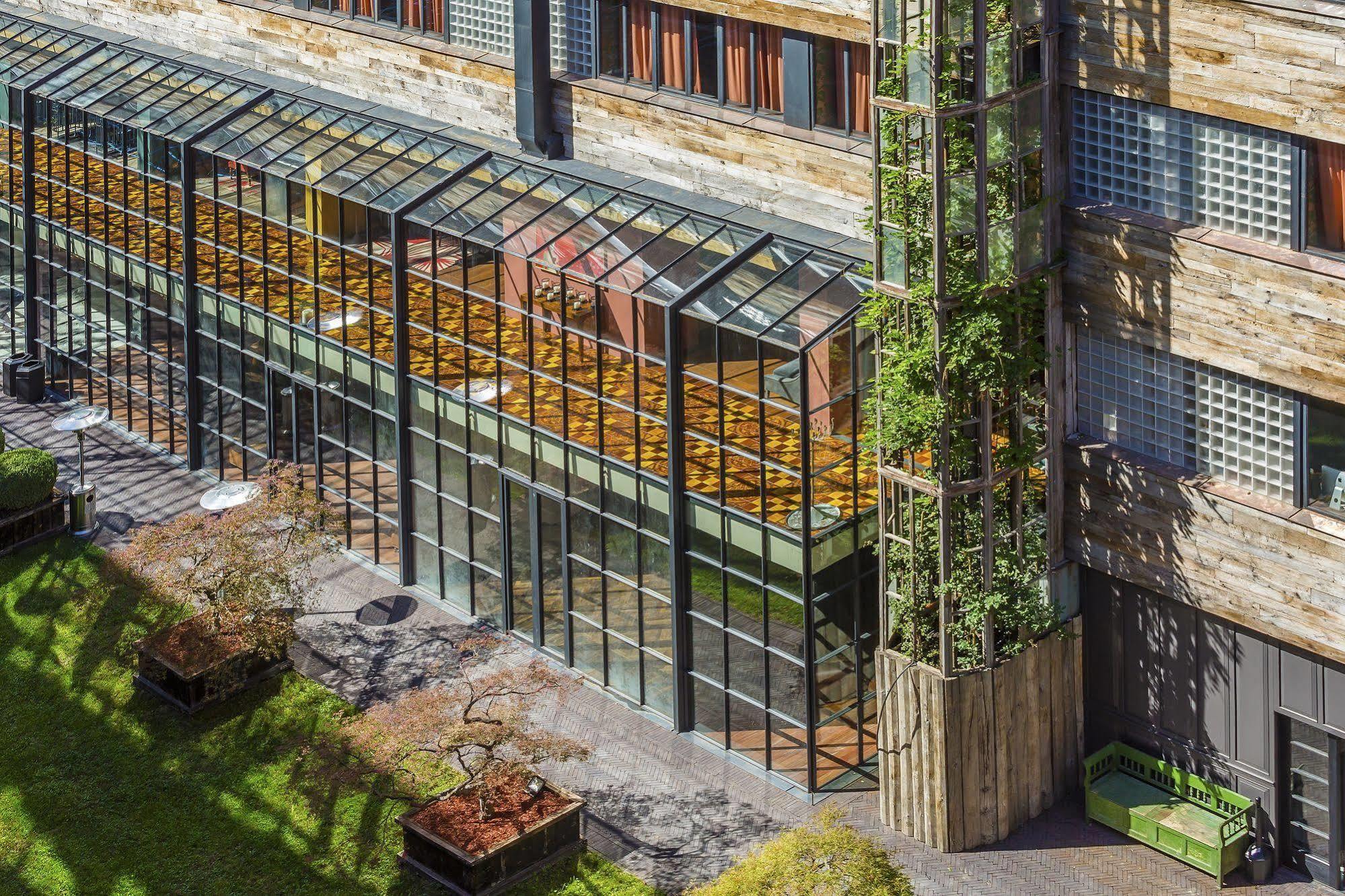 Rooms Hotel Tbilisi Exteriér fotografie The new library